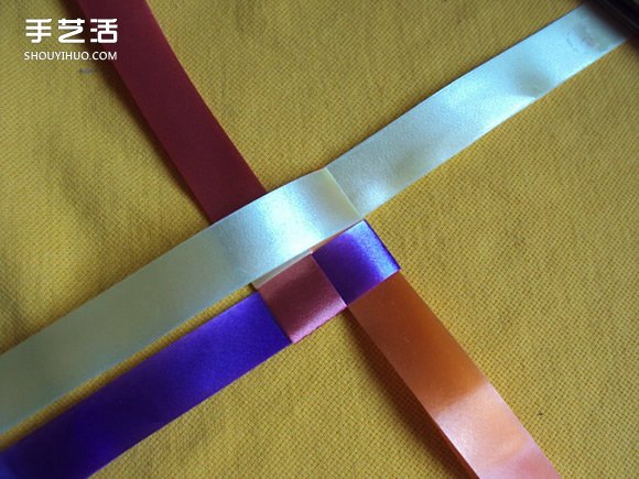 彩帶風(fēng)鈴制作圖解：星星/絲星蝶/圓環(huán)圈/燈籠 -  itrip.net.cn