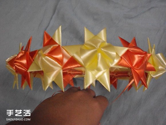 彩帶風(fēng)鈴制作圖解：星星/絲星蝶/圓環(huán)圈/燈籠 -  itrip.net.cn