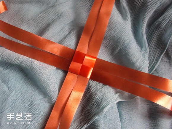 彩帶風(fēng)鈴制作圖解：星星/絲星蝶/圓環(huán)圈/燈籠 -  itrip.net.cn