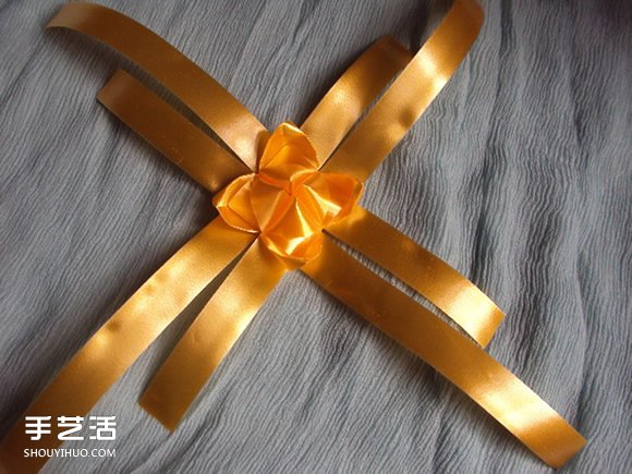 彩帶風(fēng)鈴制作圖解：星星/絲星蝶/圓環(huán)圈/燈籠 -  itrip.net.cn