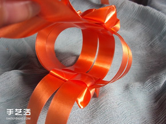彩帶風(fēng)鈴制作圖解：星星/絲星蝶/圓環(huán)圈/燈籠 -  itrip.net.cn