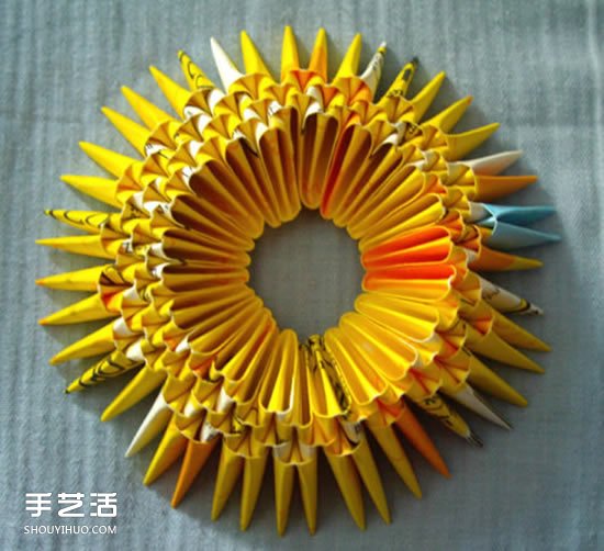 三角插筆筒步驟圖解 三角插菠蘿筆筒的具體插法 -  itrip.net.cn