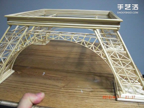 筷子和竹簽制作埃菲爾鐵塔模型的詳細圖解教程 -  itrip.net.cn