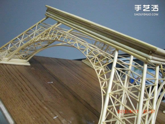 筷子和竹簽制作埃菲爾鐵塔模型的詳細圖解教程 -  itrip.net.cn