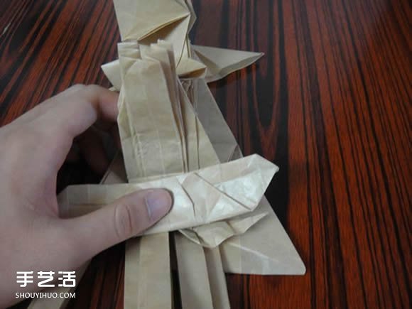 灼眼的夏娜折紙圖解 動漫人物夏娜折紙教程 -  itrip.net.cn