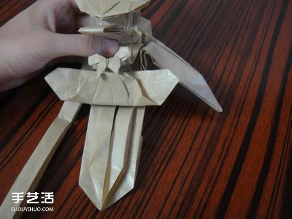 灼眼的夏娜折紙圖解 動漫人物夏娜折紙教程 -  itrip.net.cn