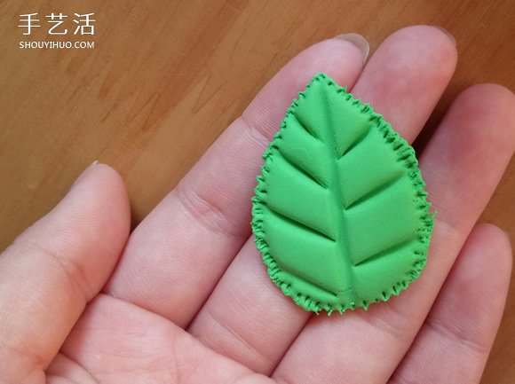 怎樣制作粘土打傘的小貓 超輕粘土卡通貓咪DIY -  itrip.net.cn
