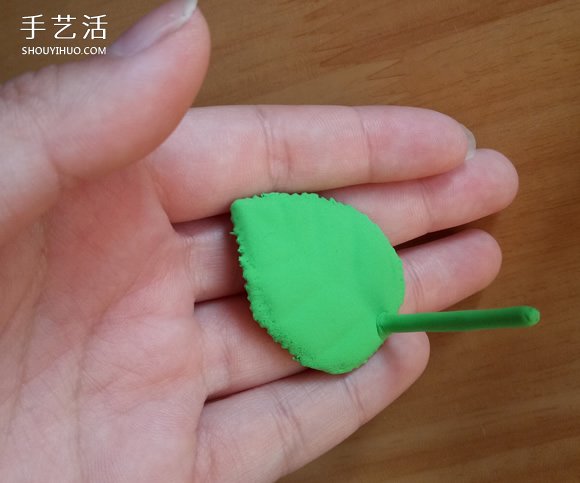 怎樣制作粘土打傘的小貓 超輕粘土卡通貓咪DIY -  itrip.net.cn