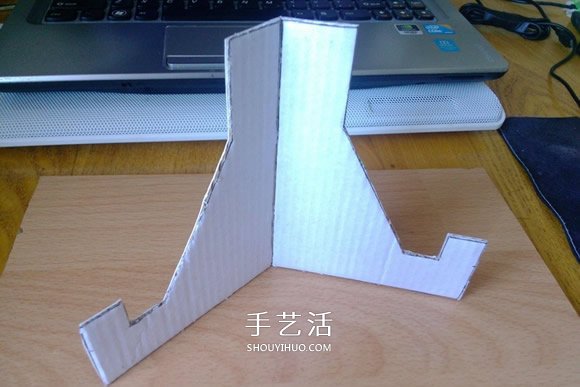 廢紙盒做手機支架方法 簡易手機支架制作方法 -  itrip.net.cn