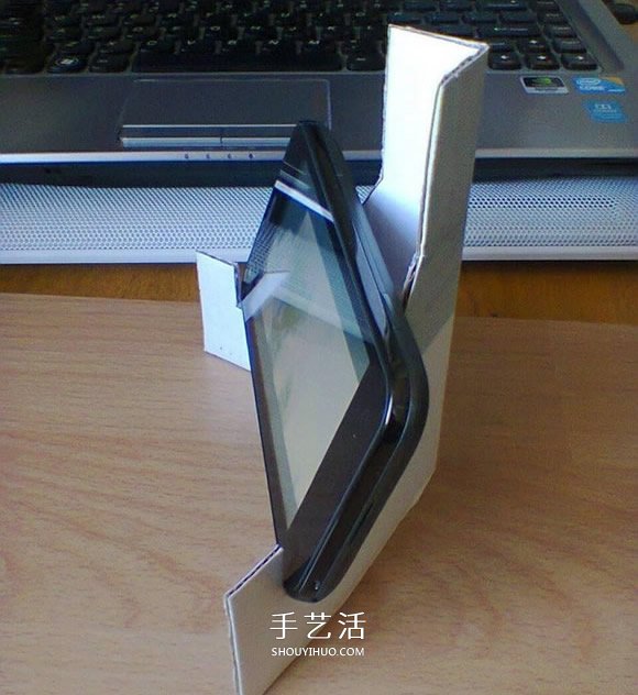 廢紙盒做手機支架方法 簡易手機支架制作方法 -  itrip.net.cn