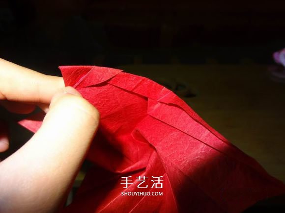 卷心玫瑰花的折法圖解 卷心玫瑰折紙教程詳細(xì) -  itrip.net.cn