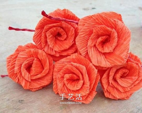手工皺紋紙玫瑰花做法 玫瑰花皺紋紙花的折法 -  itrip.net.cn
