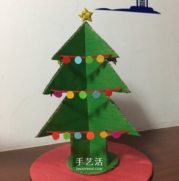 自制大圣誕樹的方法 瓦楞紙制作大立體圣誕樹 -  itrip.net.cn