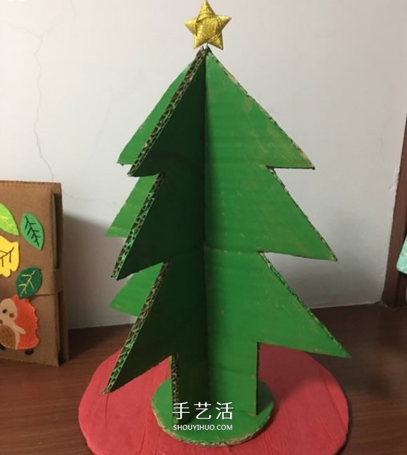 自制大圣誕樹的方法 瓦楞紙制作大立體圣誕樹 -  itrip.net.cn