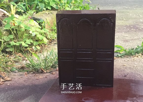 純手工迷你家具 呈現(xiàn)歐洲三個時期的室內(nèi)環(huán)境 -  itrip.net.cn