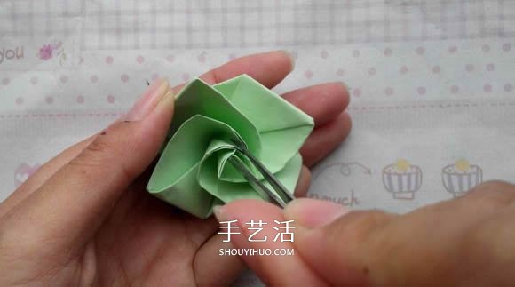 鉆石玫瑰的折法圖解 怎么折鉆石玫瑰的教程 -  itrip.net.cn