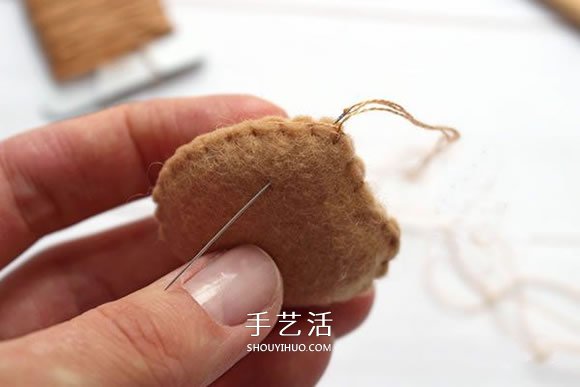 不織布新年小熊制作 超萌小熊布偶DIY圖解 -  itrip.net.cn