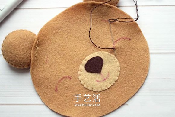 不織布新年小熊制作 超萌小熊布偶DIY圖解 -  itrip.net.cn