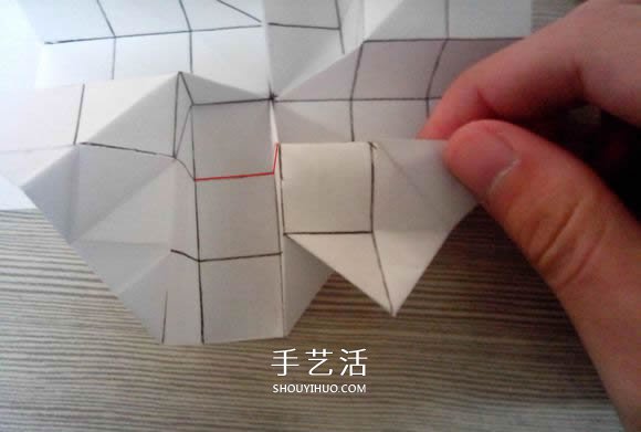 八瓣川崎玫瑰折法圖解 折紙八瓣川崎玫瑰花 -  itrip.net.cn
