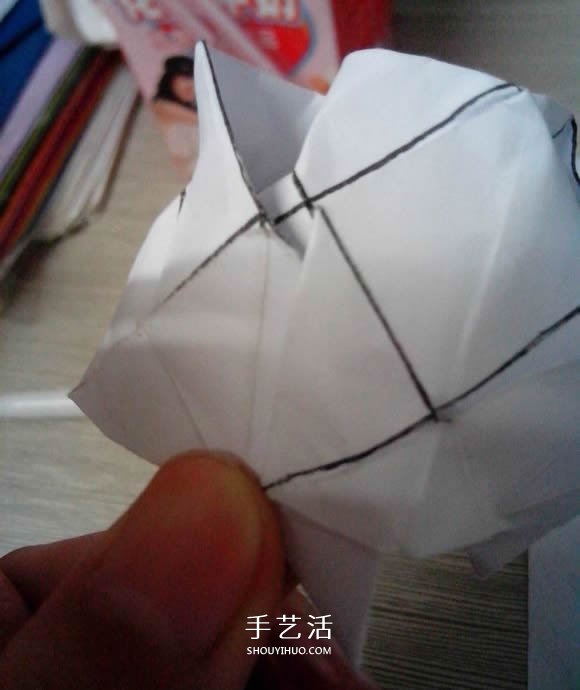 八瓣川崎玫瑰折法圖解 折紙八瓣川崎玫瑰花 -  itrip.net.cn