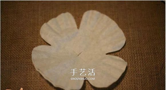 蛋糕紙和廢紙做紙花 簡易手工紙花制作方法 -  itrip.net.cn