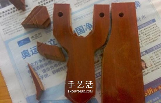 實(shí)木彈弓制作過(guò)程圖解 自制實(shí)木彈弓的方法 -  itrip.net.cn