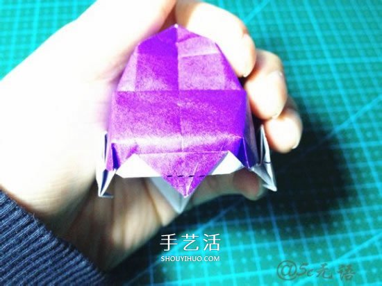 立體小汽車的折法圖解 手工折紙汽車的折法 -  itrip.net.cn