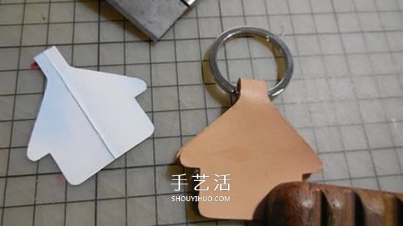 自制皮革鑰匙扣的方法 皮革手工制作鑰匙扣 -  itrip.net.cn