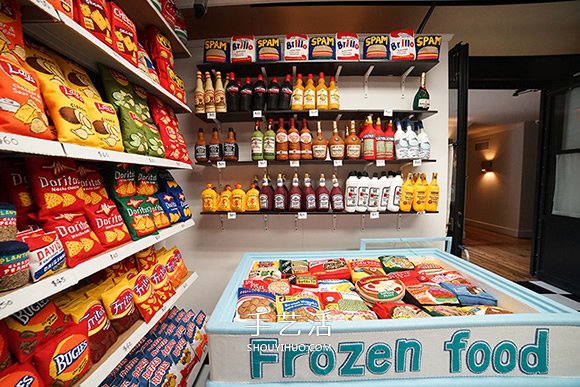 Lucy Sparrow的雜貨店 所有食品都是羊毛氈制作 -  itrip.net.cn