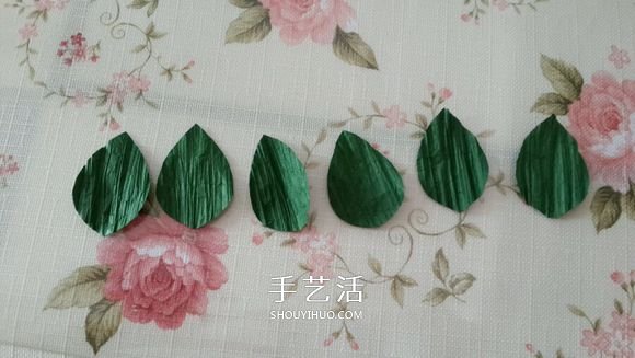 皺紋紙做玫瑰花的過程 簡易皺紋紙玫瑰做法 -  itrip.net.cn