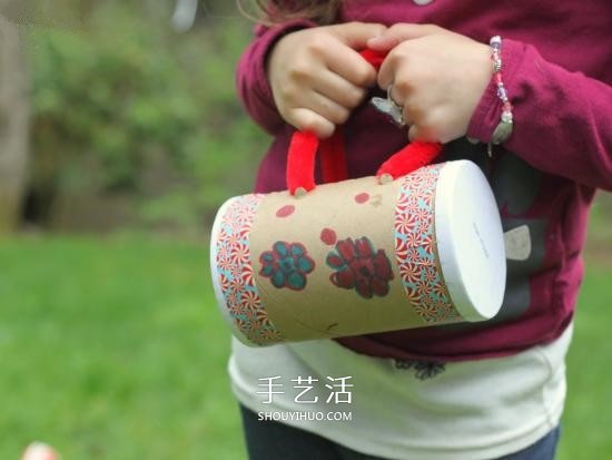 幼兒玩具包包的做法 廢紙盒制作手提包玩具 -  itrip.net.cn