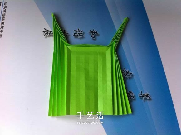 蛇腹蝴蝶的折法圖解 折紙美麗蝴蝶的方法教程 -  itrip.net.cn