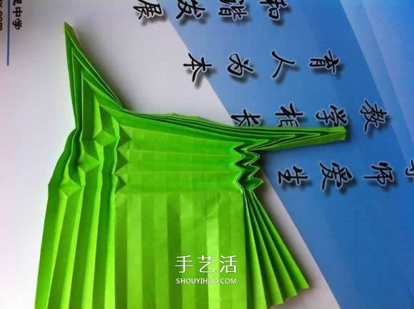 蛇腹蝴蝶的折法圖解 折紙美麗蝴蝶的方法教程 -  itrip.net.cn
