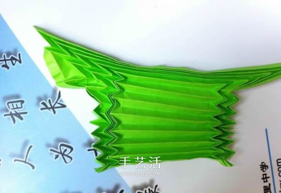 蛇腹蝴蝶的折法圖解 折紙美麗蝴蝶的方法教程 -  itrip.net.cn