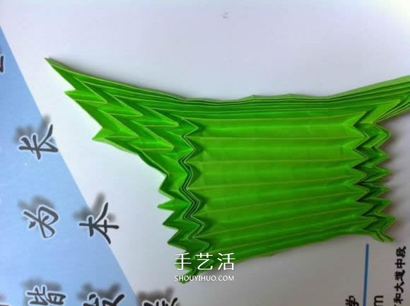 蛇腹蝴蝶的折法圖解 折紙美麗蝴蝶的方法教程 -  itrip.net.cn