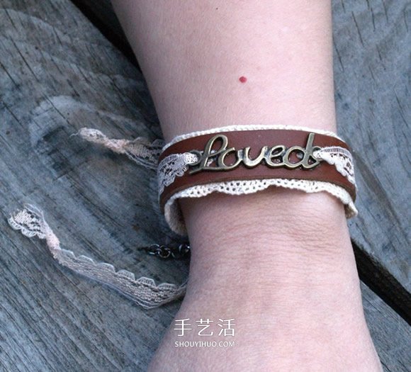 淑女風(fēng)皮革手環(huán)的做法 自制好看皮手環(huán)DIY教程 -  itrip.net.cn