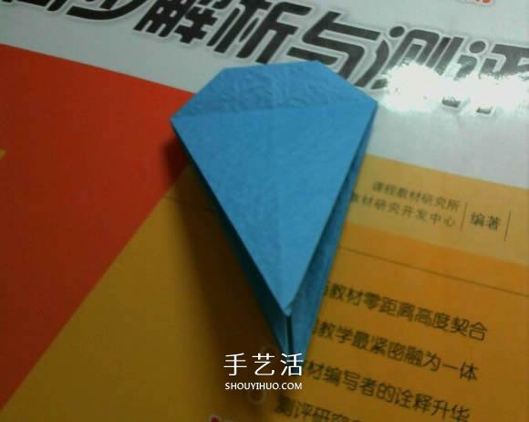人字拖的折法圖解教程 折紙人字拖鞋的方法步驟 -  itrip.net.cn