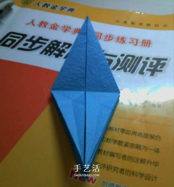 人字拖的折法圖解教程 折紙人字拖鞋的方法步驟 -  itrip.net.cn