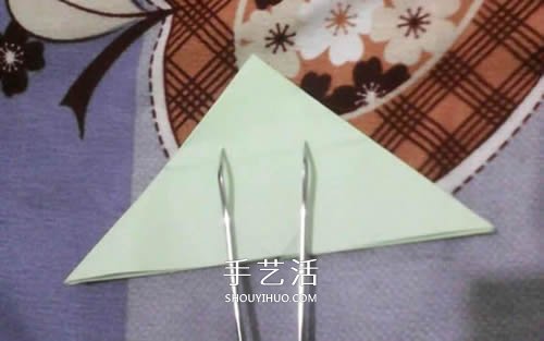 手工紙煙花的折法圖解 折紙煙花的方法步驟圖 -  itrip.net.cn