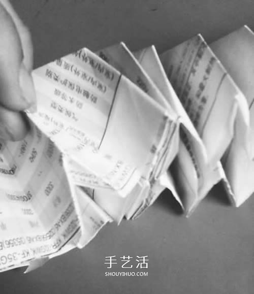 手工紙煙花的折法圖解 折紙煙花的方法步驟圖 -  itrip.net.cn