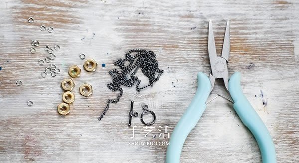 六角螺帽手鏈DIY教程 螺帽做手鏈的手工圖解 -  itrip.net.cn
