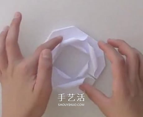 扁平玫瑰花的折法圖解 組合式平玫瑰折紙教程 -  itrip.net.cn