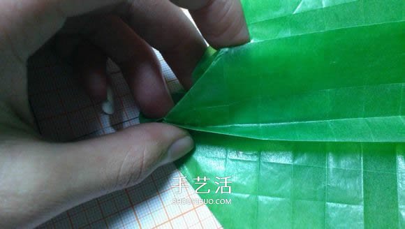 立體螳螂的折法圖解 折紙小螳螂的詳細(xì)步驟 -  itrip.net.cn