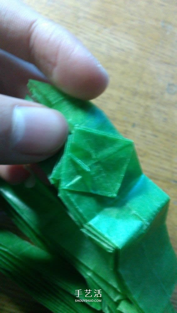 立體螳螂的折法圖解 折紙小螳螂的詳細(xì)步驟 -  itrip.net.cn