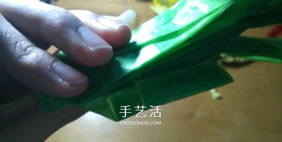 立體螳螂的折法圖解 折紙小螳螂的詳細(xì)步驟 -  itrip.net.cn