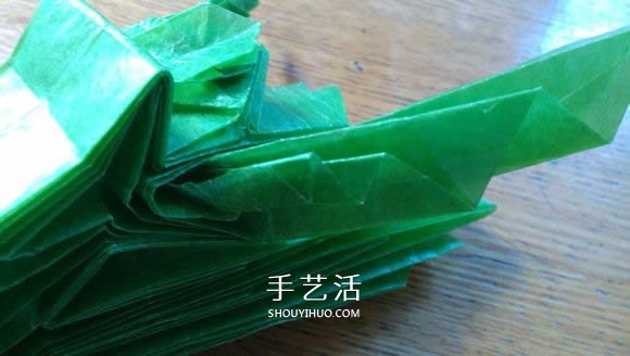 立體螳螂的折法圖解 折紙小螳螂的詳細(xì)步驟 -  itrip.net.cn
