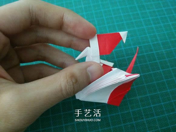 圣誕鶴的折法圖解教程 折紙圣誕紙鶴的方法 -  itrip.net.cn