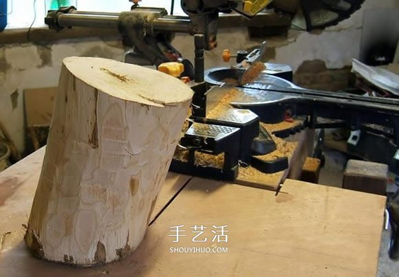原木制作粗獷啤酒杯 自制大號啤酒杯的過程 -  itrip.net.cn