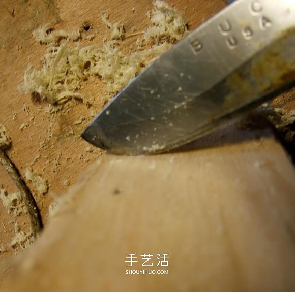 原木制作粗獷啤酒杯 自制大號啤酒杯的過程 -  itrip.net.cn