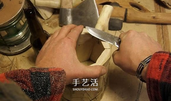原木制作粗獷啤酒杯 自制大號啤酒杯的過程 -  itrip.net.cn